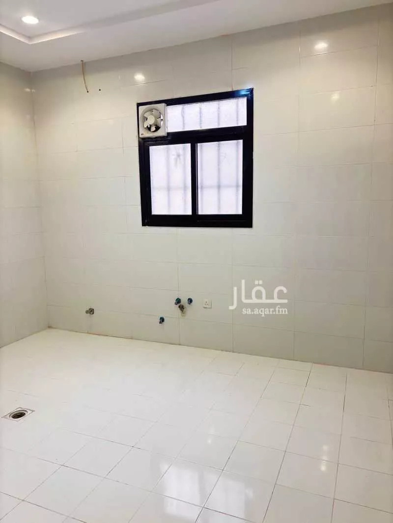 فيلا 6 غرف في الحزم 2