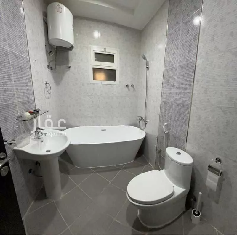 شقة 6 غرف في المغرزات 4