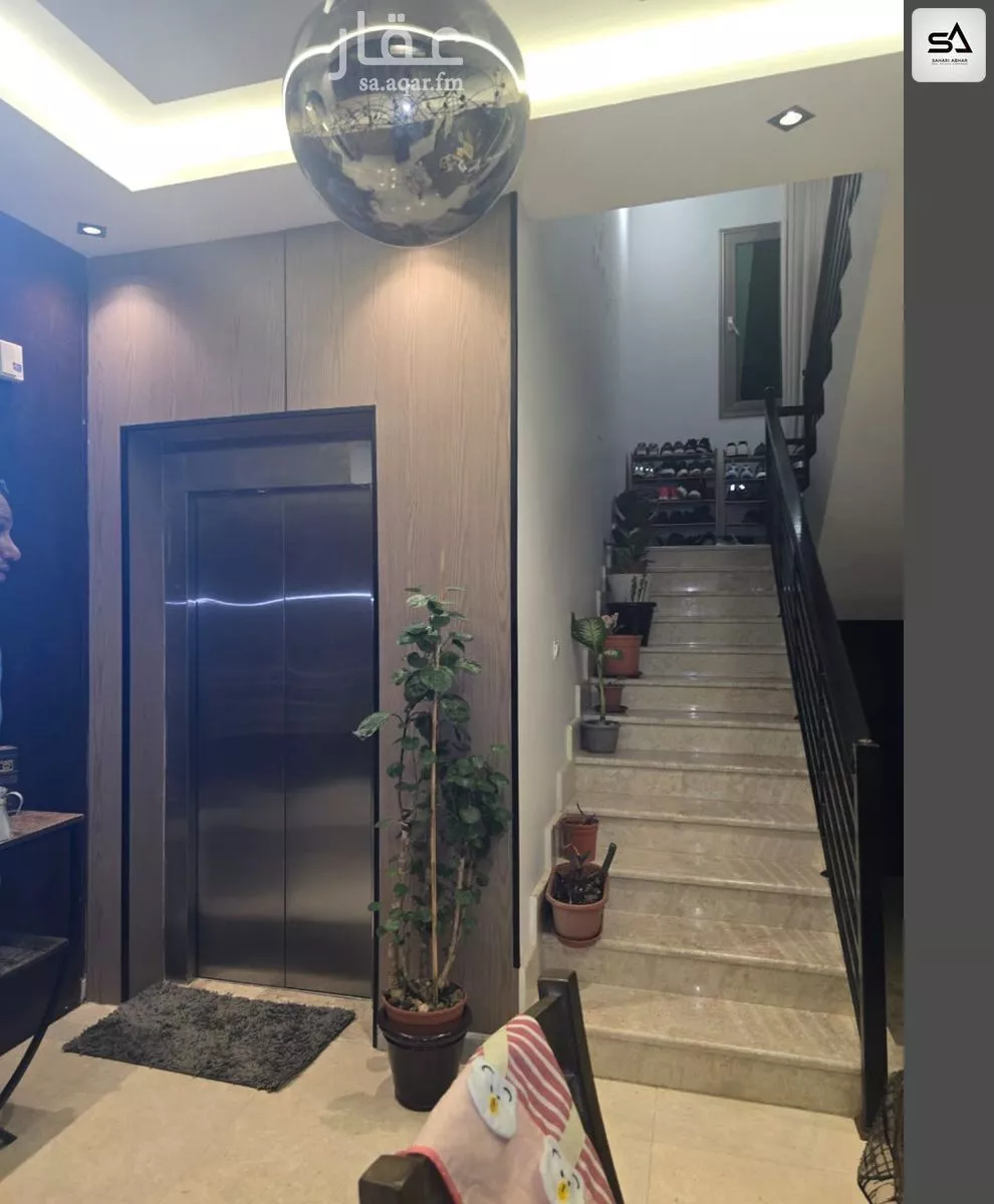 فيلا 6 غرف في الصوارى 3