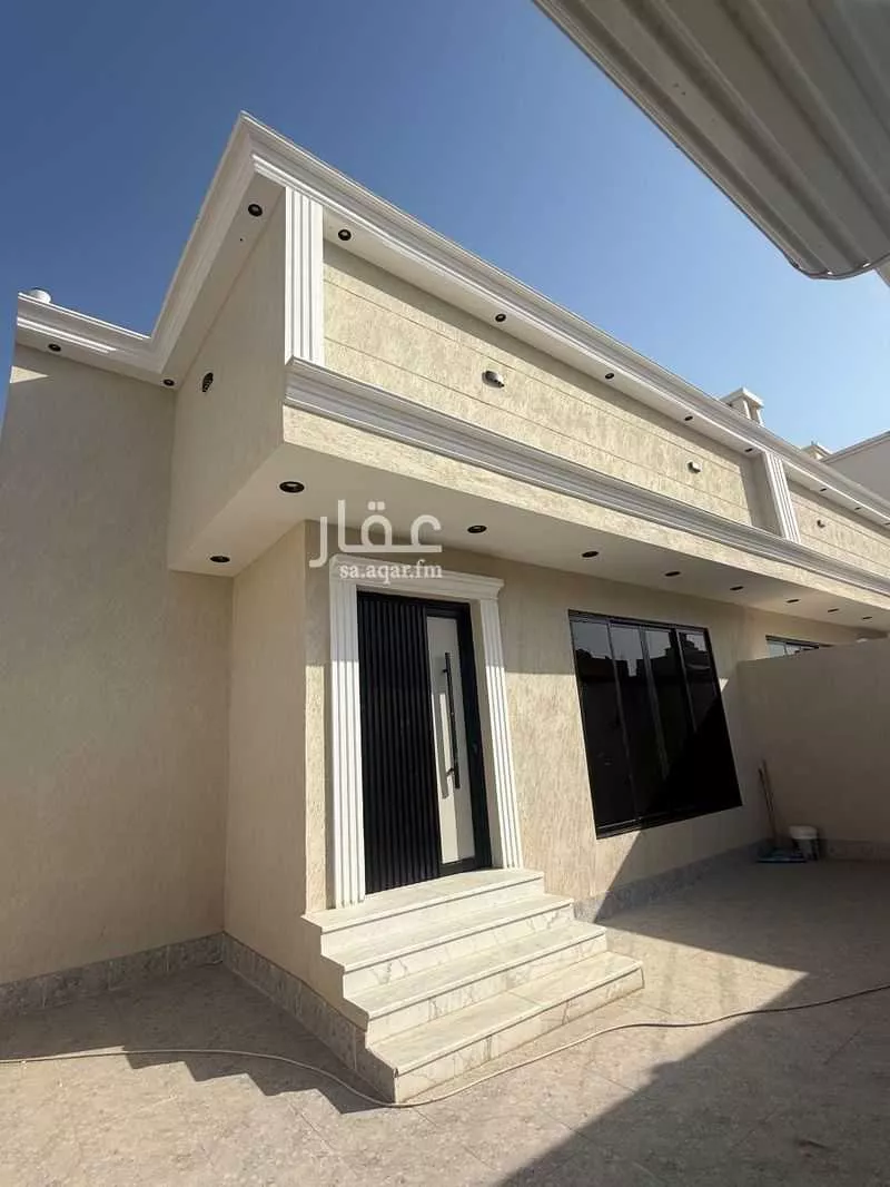 5 bedroom villa in Jeddah 3