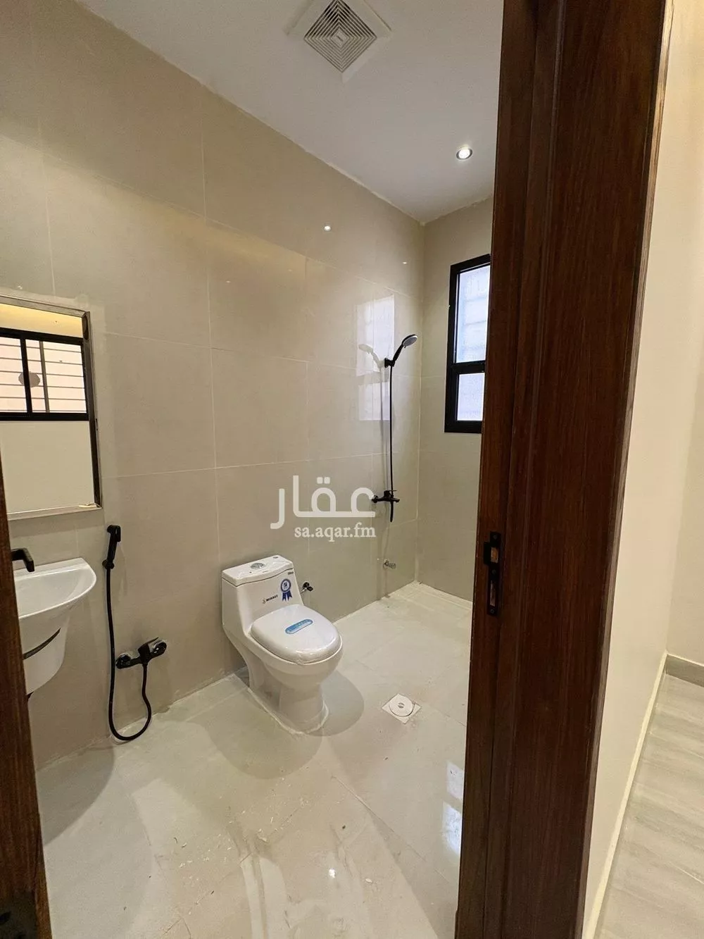 دور 5 غرف في طيبة 5