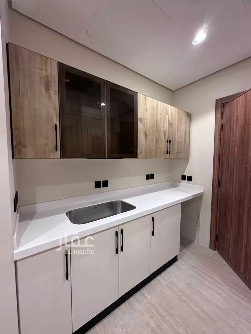 شقة 4 غرف في النرجس 4