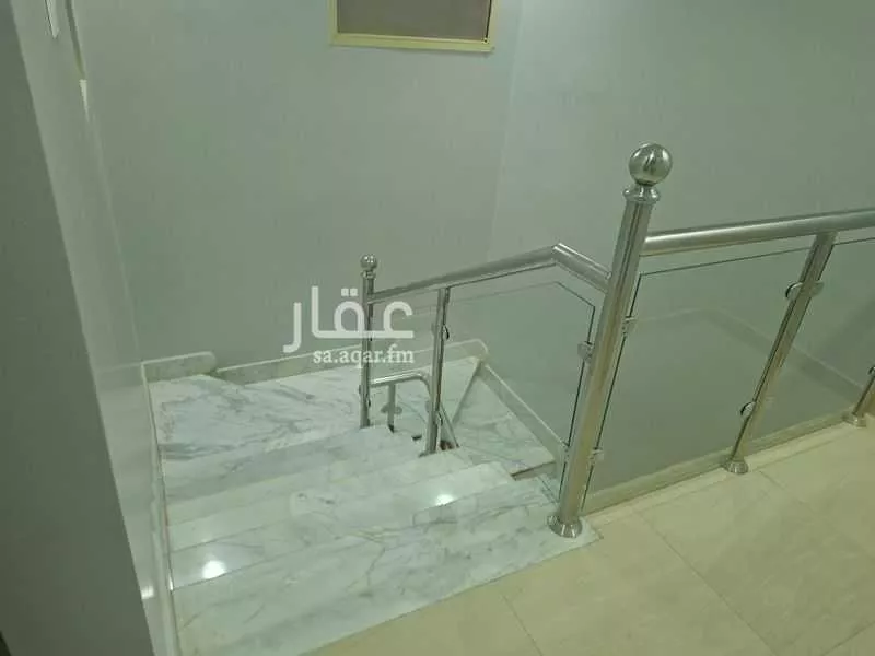 4 bedroom villa in Irqah, Riyadh 10