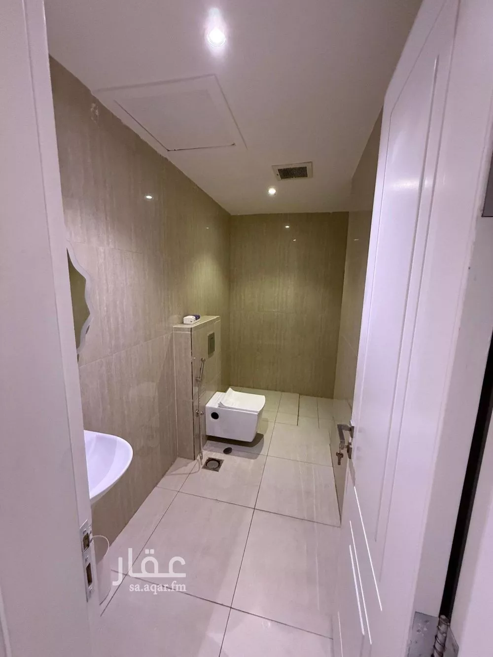 شقة 3 غرف في اشبيلية 3