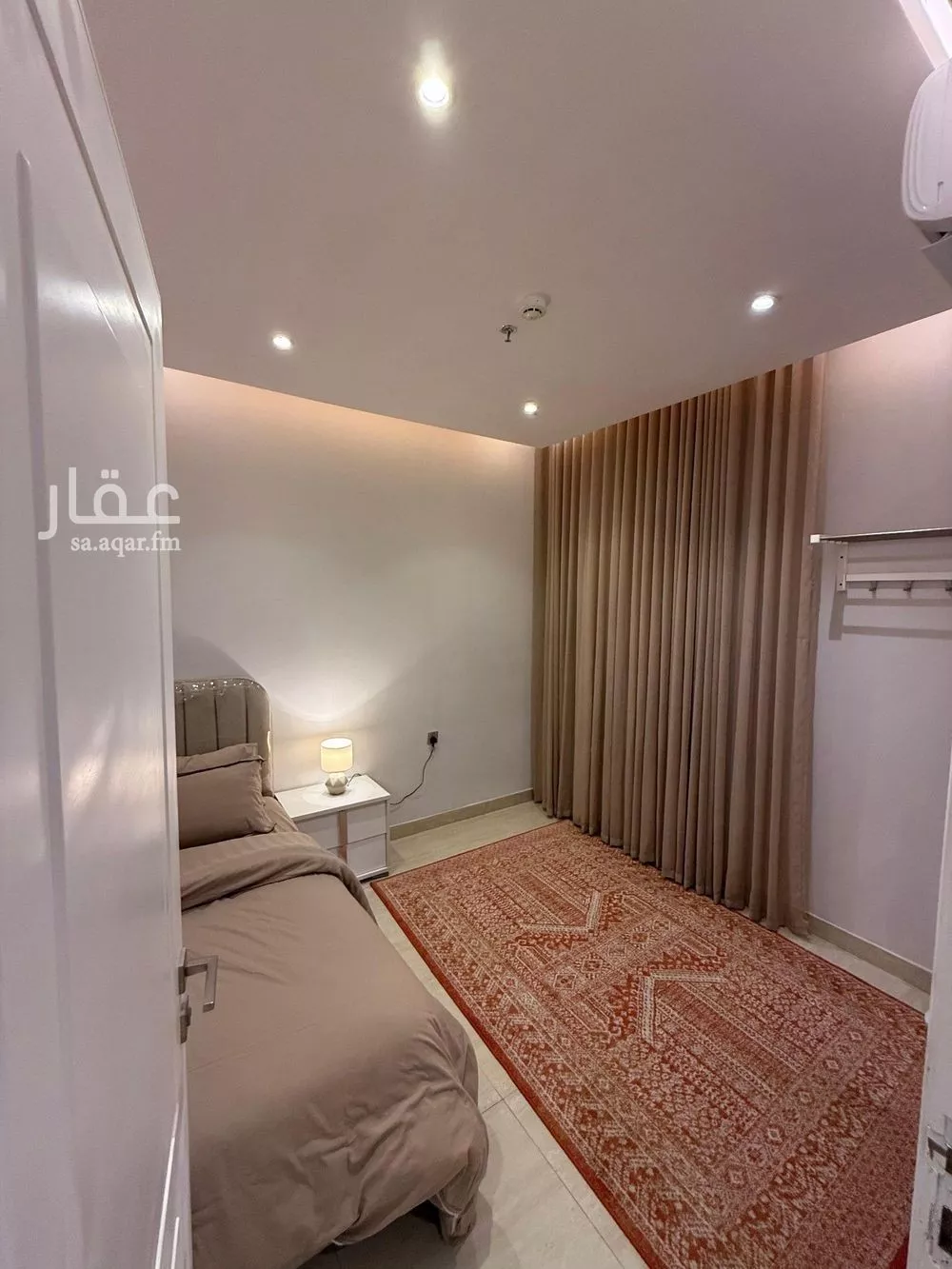 شقة 3 غرف في اشبيلية 5