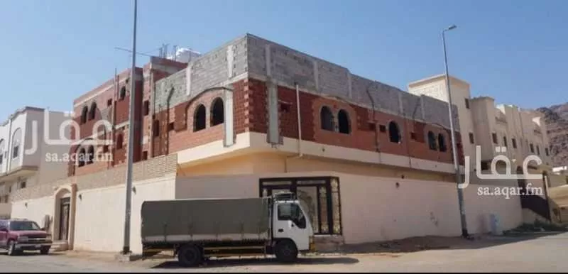 عمارة 781 م² في الزهرة 2