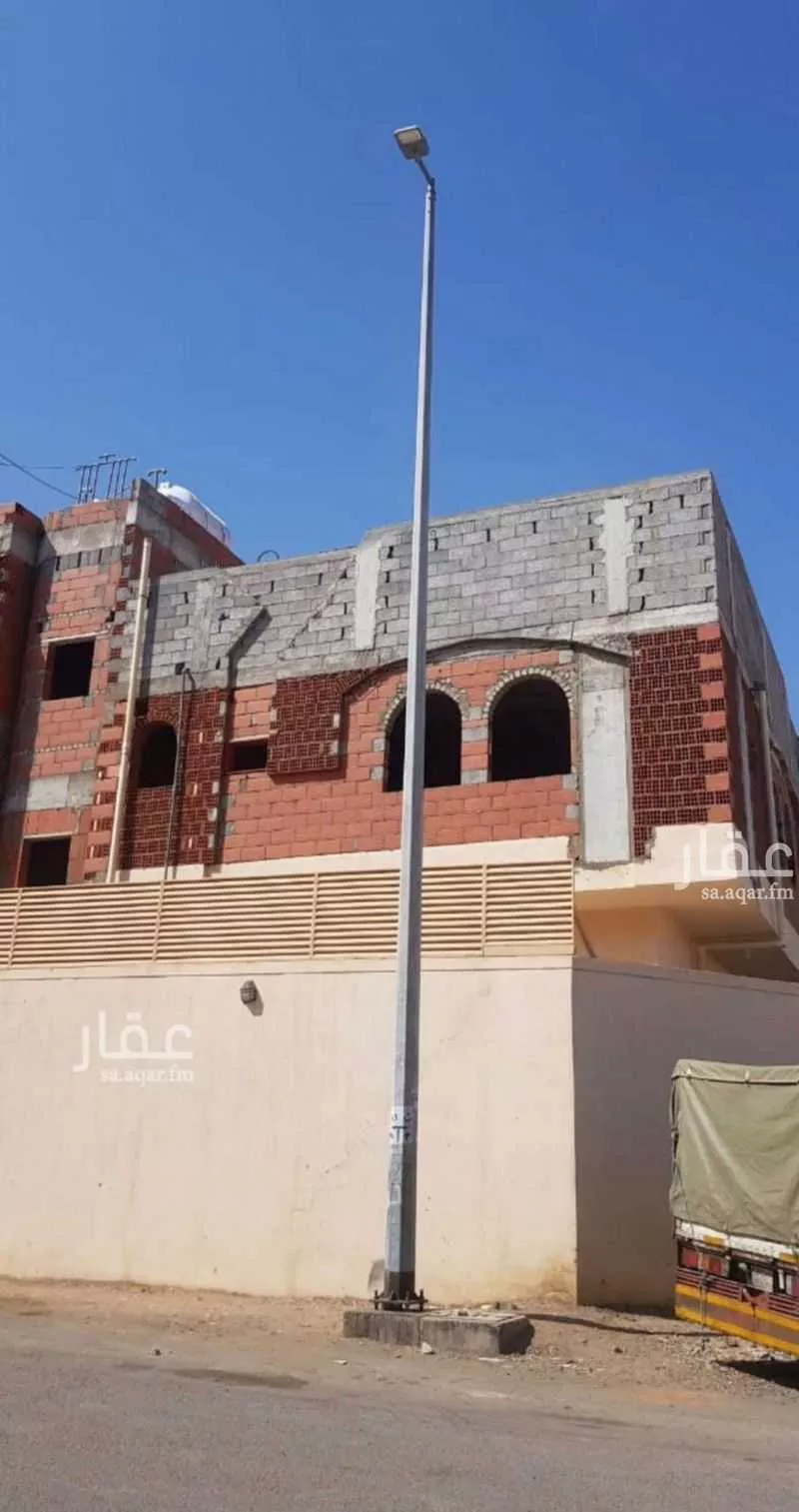 عمارة 781 م² في الزهرة 4