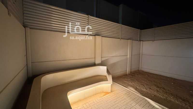 4 bedroom villa in Khuzam, Riyadh 15