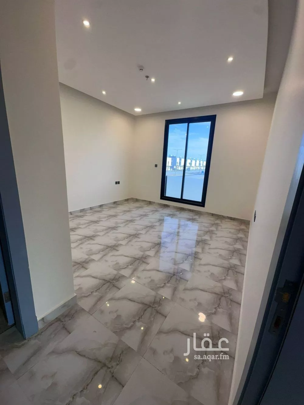 شقة 3 غرف في العارض 2