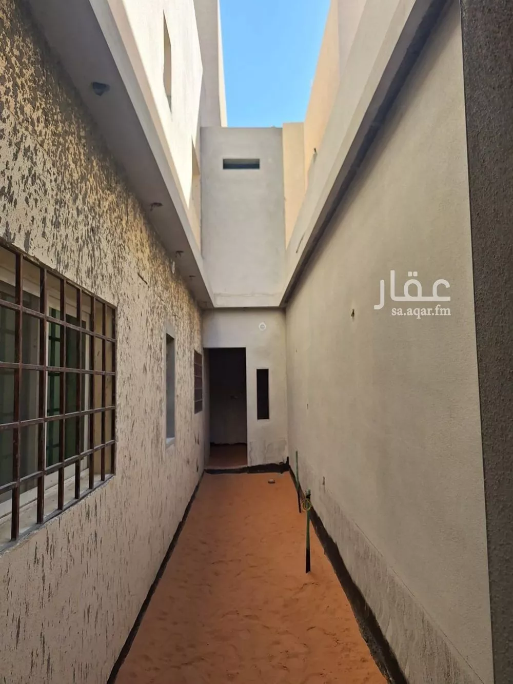 فيلا 10 غرف في الياسمين 3