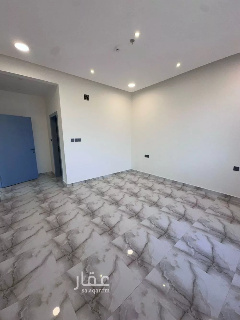 شقة 3 غرف في العارض 1