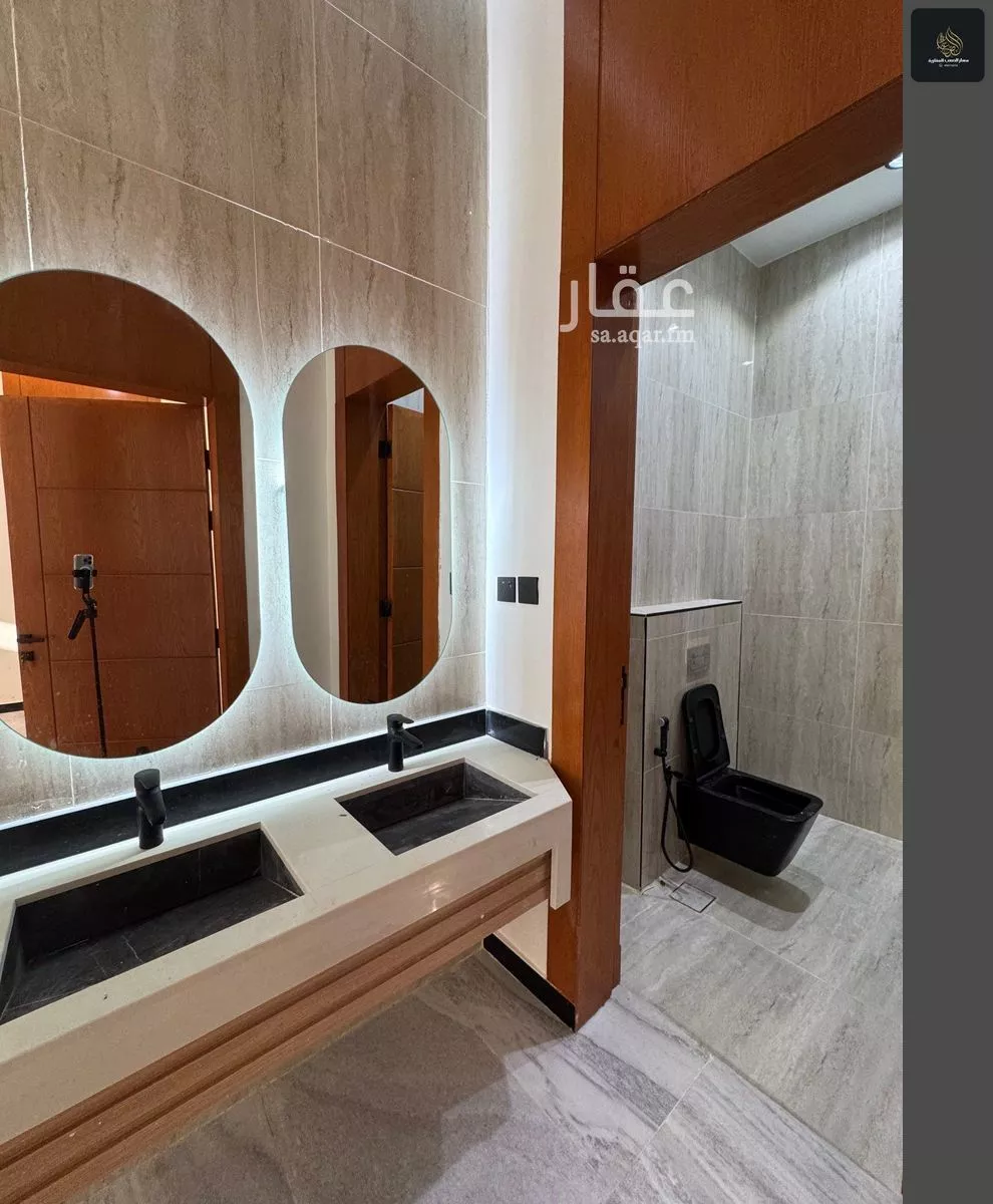 4 bedroom apartment in Al Janadriyah, Riyadh 5