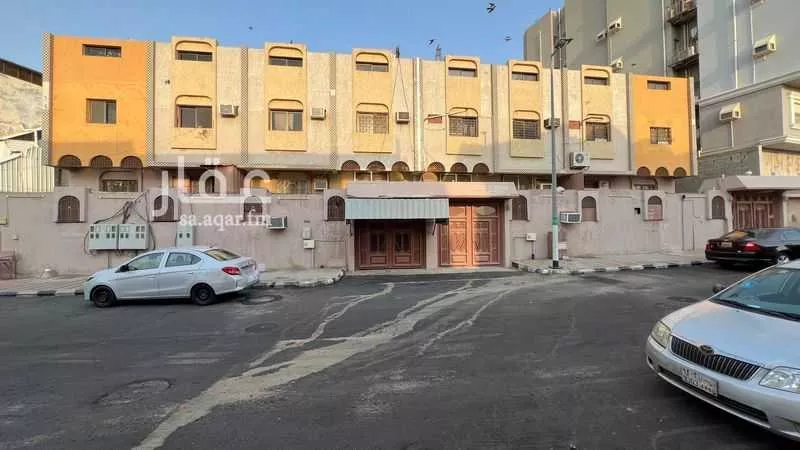 عمارة 956 م² في الشوقية 2