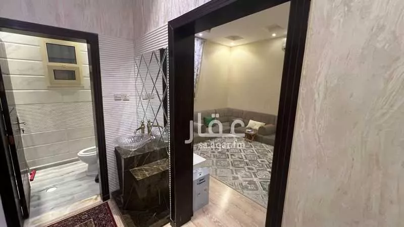 فيلا 5 غرف في العارض 1