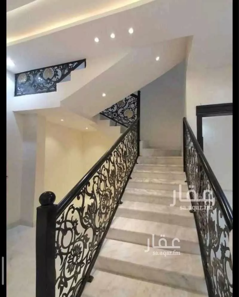 فيلا 6 غرف في الرمال 5