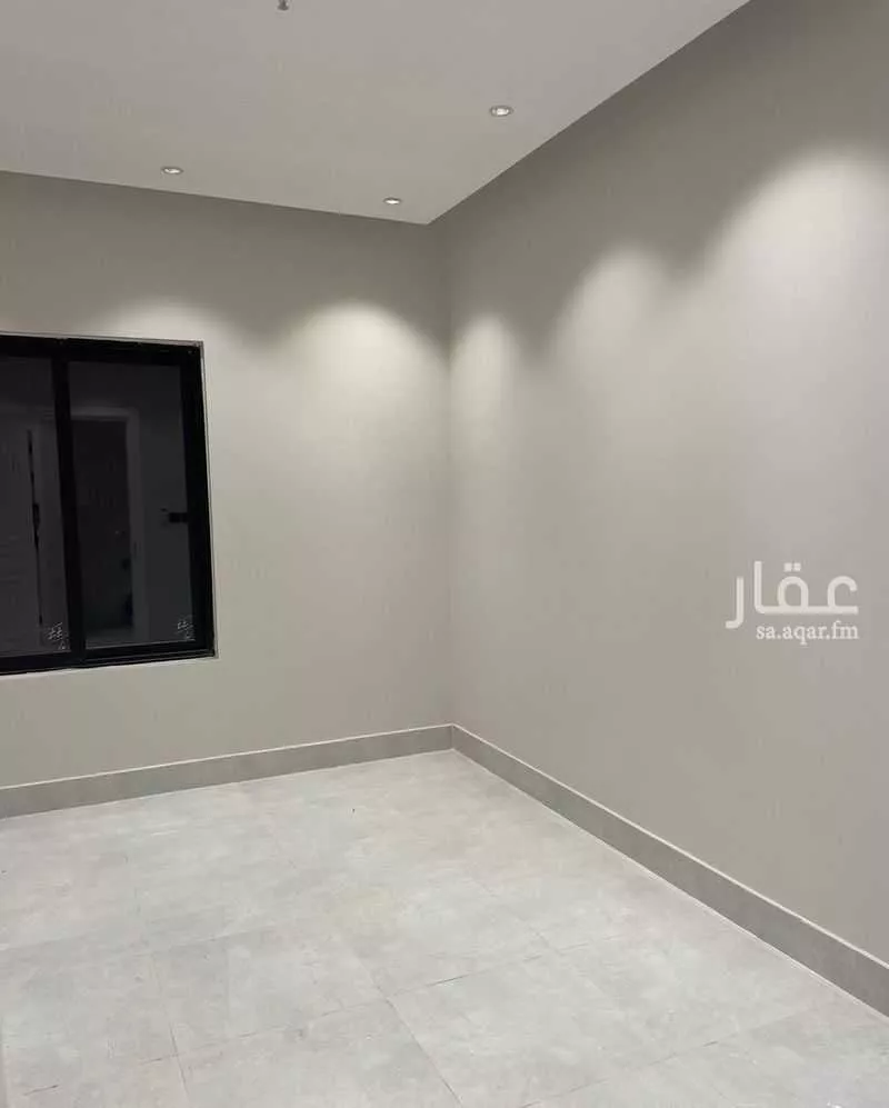 شقة 5 غرف في الحمرا 2