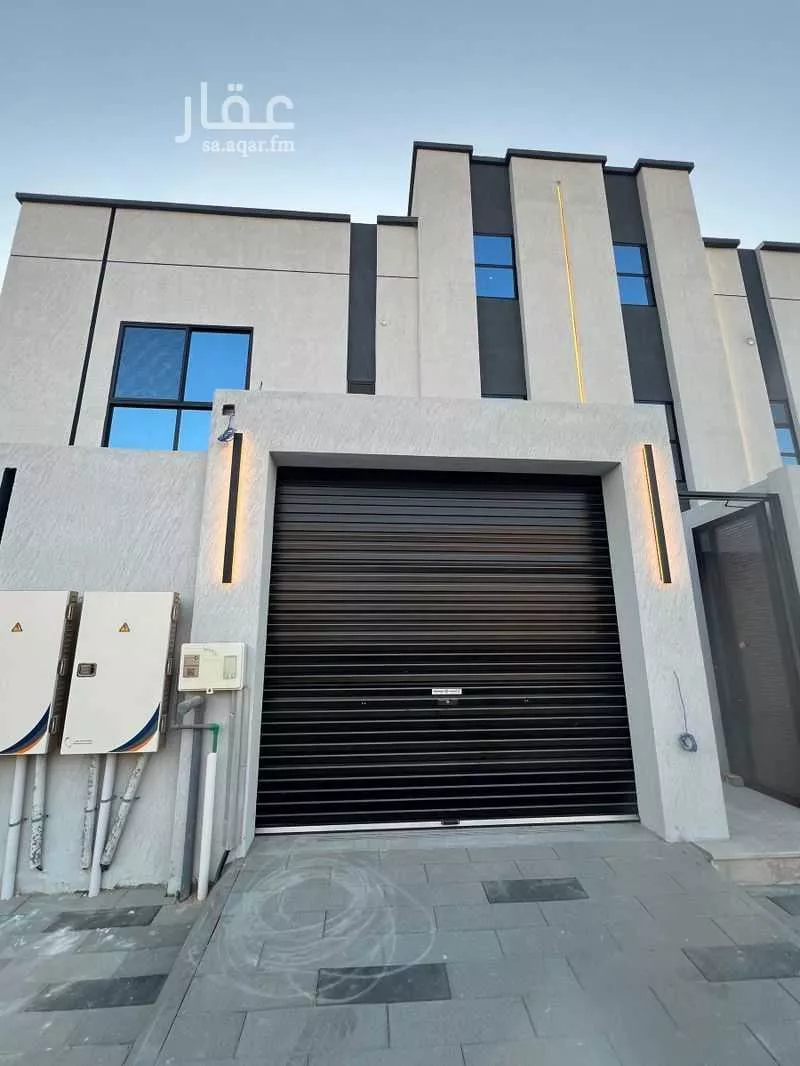 شقة 5 غرف في بدر 1