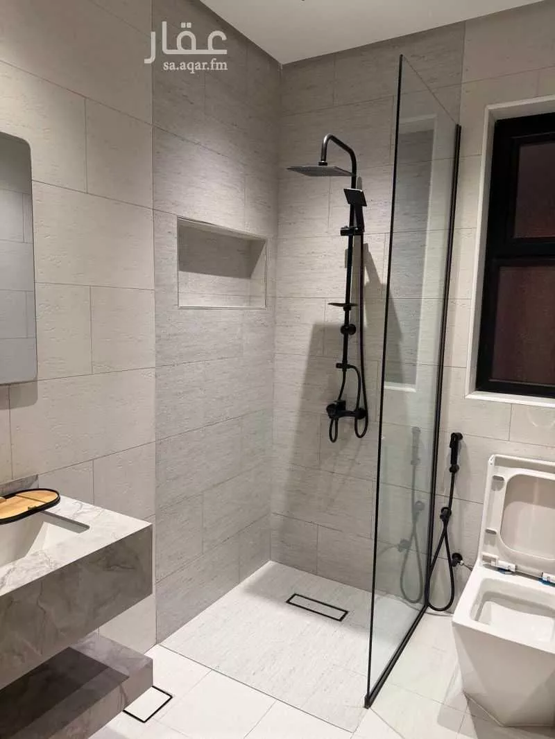 شقة 4 غرف في الحمرا 5