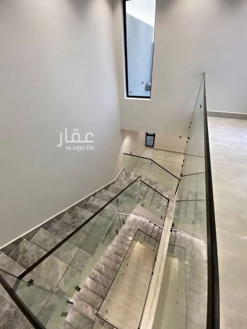 فيلا 6 غرف في ضاحية الملك فهد 3