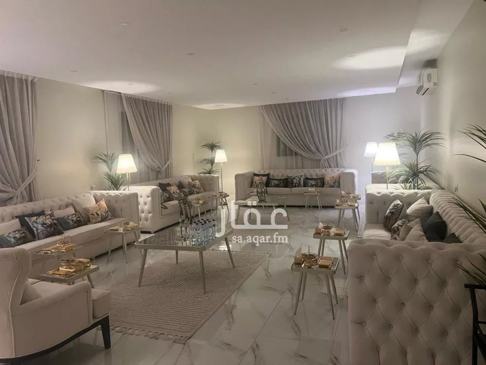 فيلا 8 غرف في الروضة 1