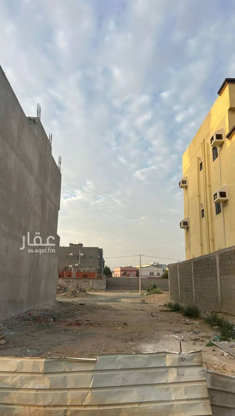 أرض 200 م² في القرينة