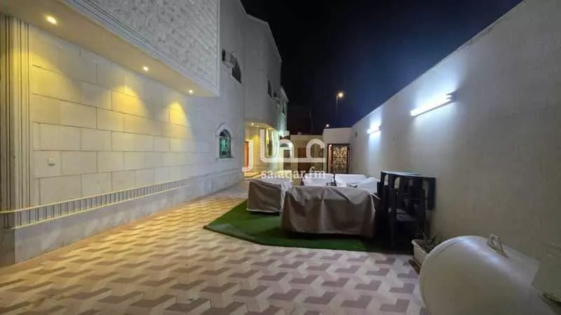 فيلا 19 غرف في ظهرة البديعة 3