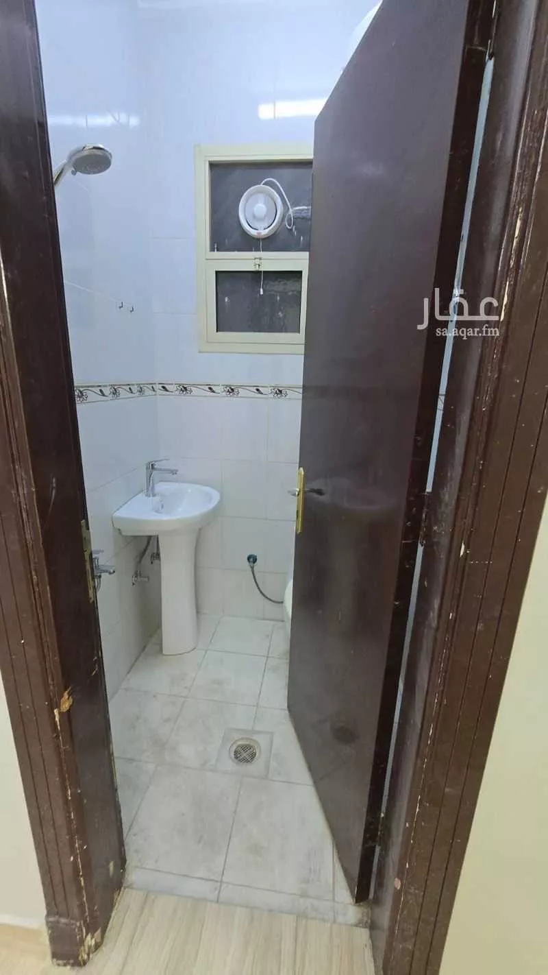 شقة 3 غرف في الزهرة 5