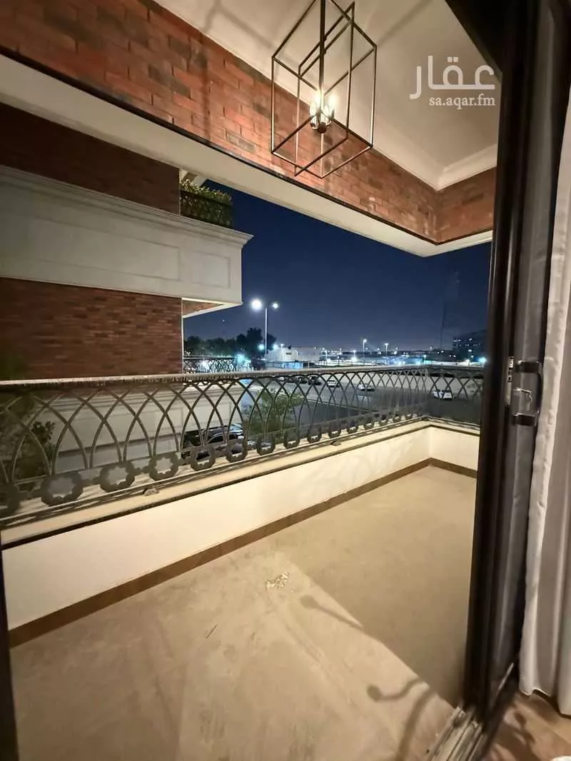 4 bedroom apartment in Al Rabwa, Riyadh 16
