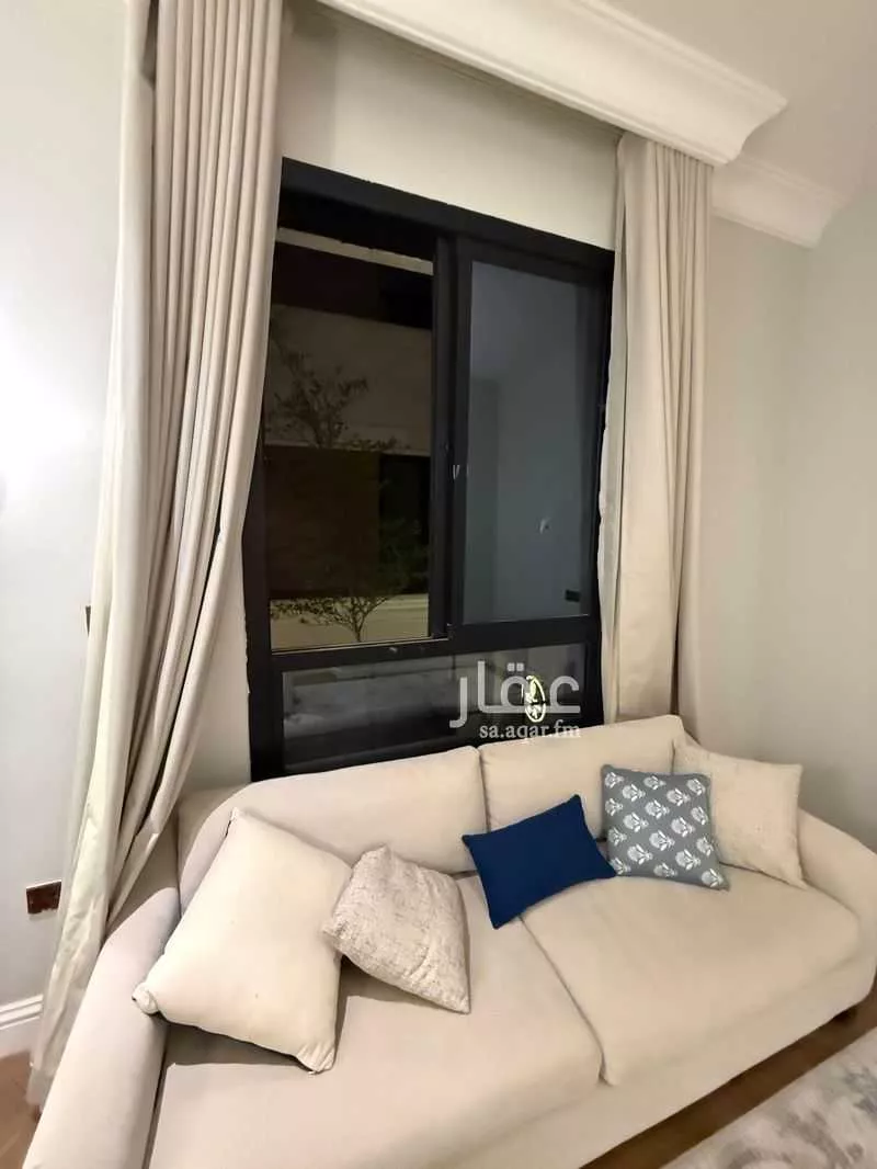 4 bedroom apartment in Al Rabwa, Riyadh 10