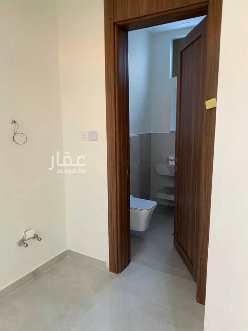 5 bedroom villa in Al Rabwa, Riyadh 13