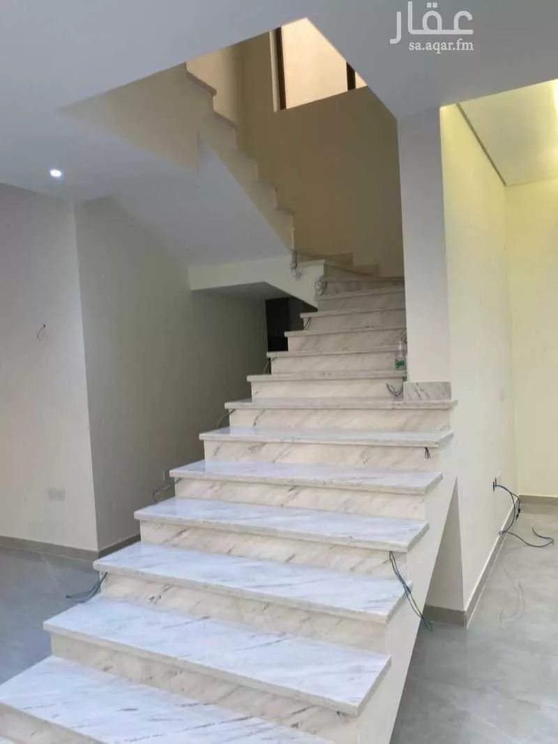 5 bedroom villa in Al Rabwa, Riyadh 5