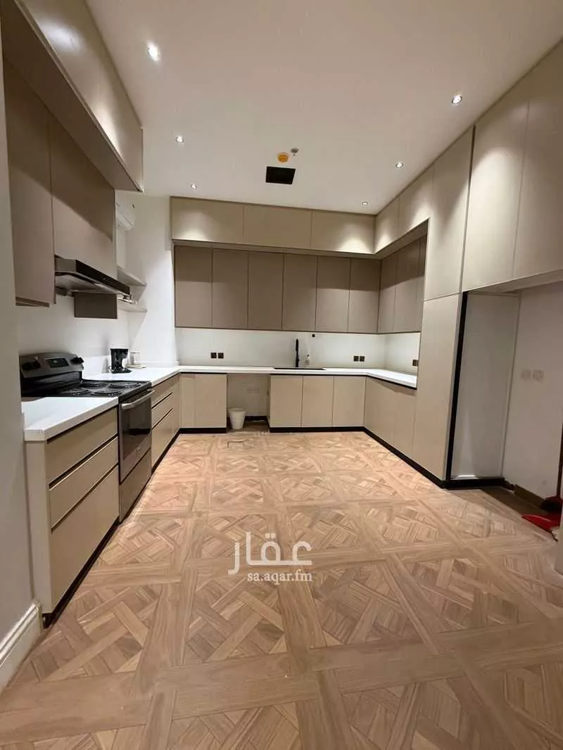 4 bedroom apartment in Al Rabwa, Riyadh 15