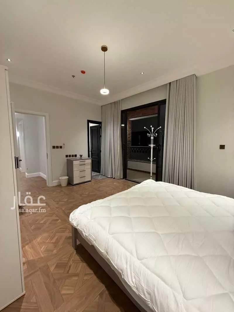 4 bedroom apartment in Al Rabwa, Riyadh 18