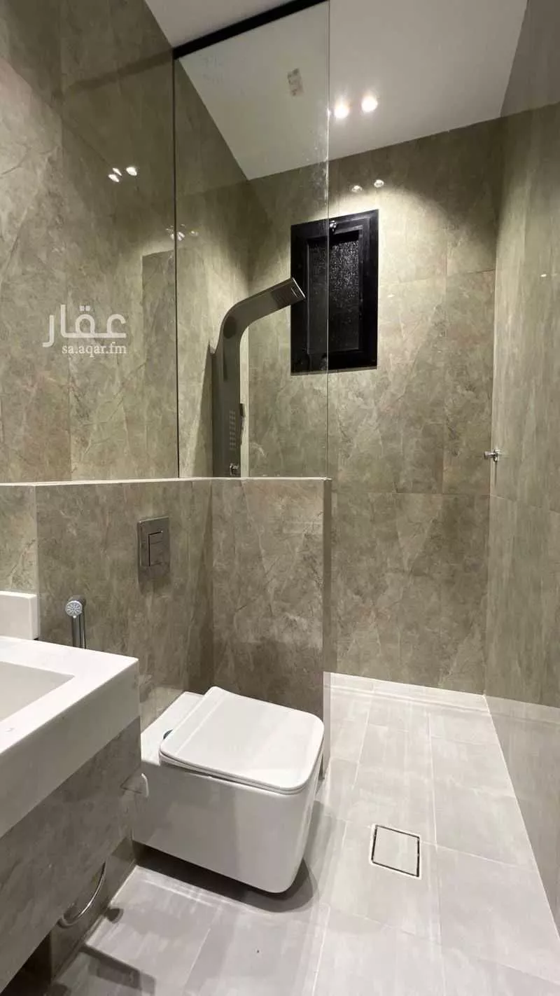 4 bedroom apartment in Bryman, Jeddah 10