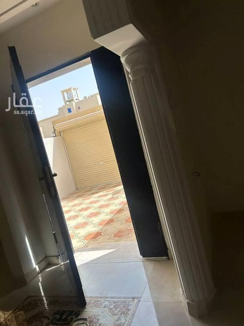 الطابق in ظهرة لبن