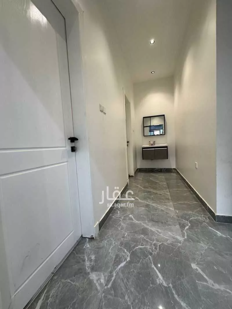5 bedroom villa in Dahiat Namar, Riyadh 8