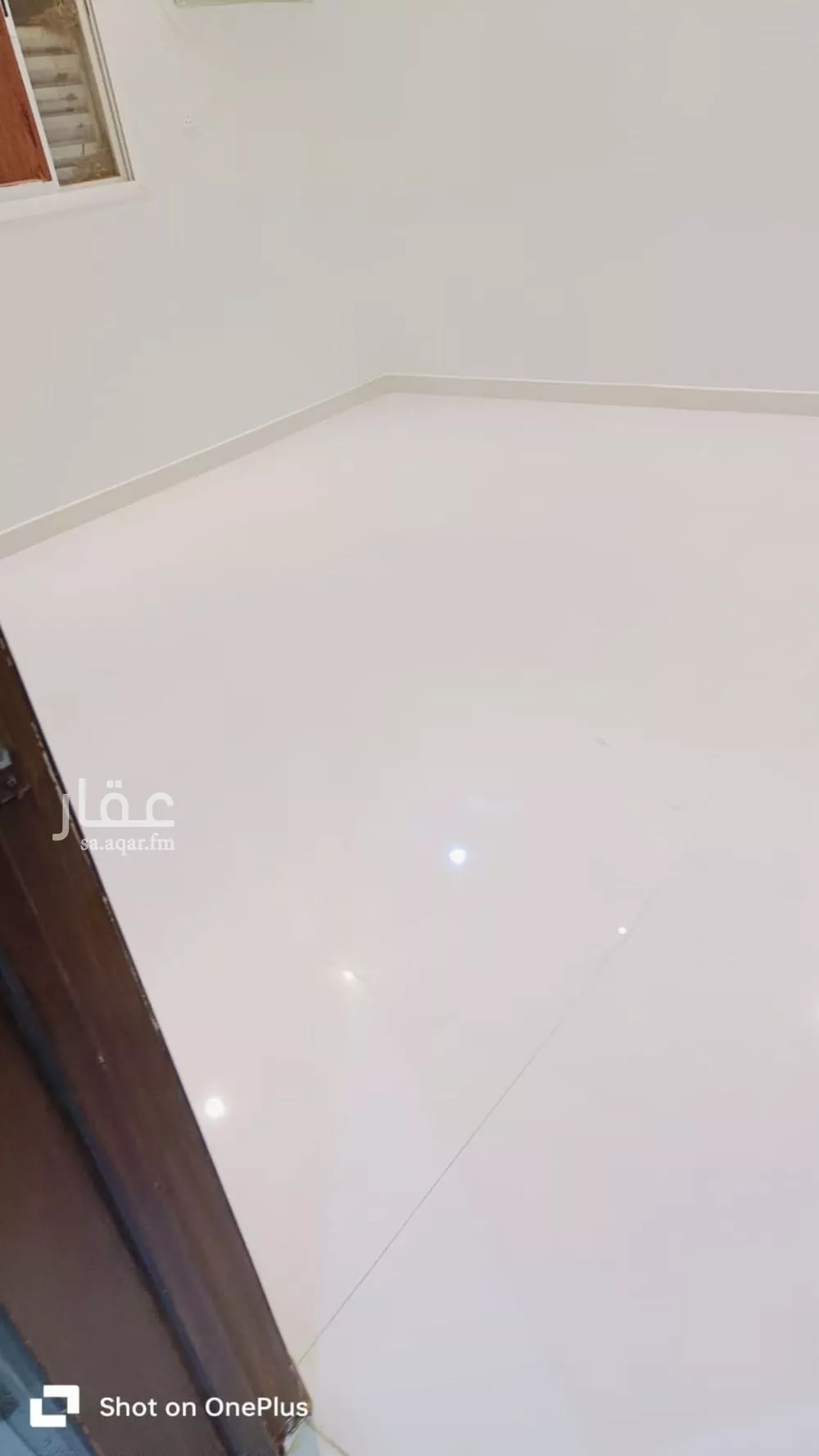 شقة 1 غرف في الملقا 4