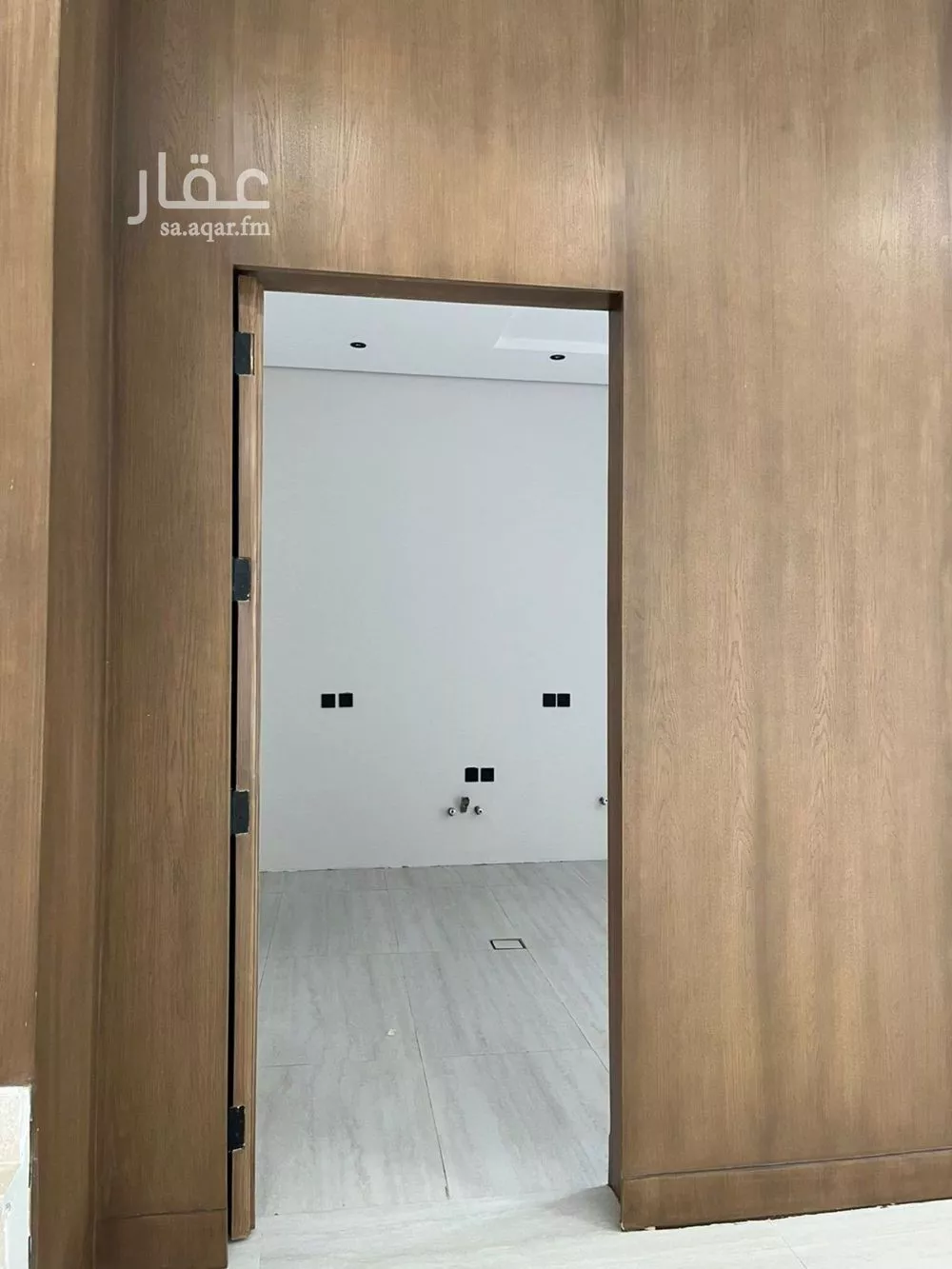 فيلا 5 غرف في العارض 3