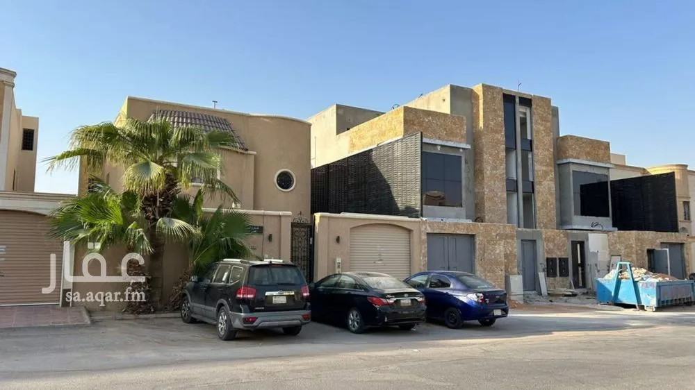 5 bedroom villa in Al Malqa, Riyadh 11