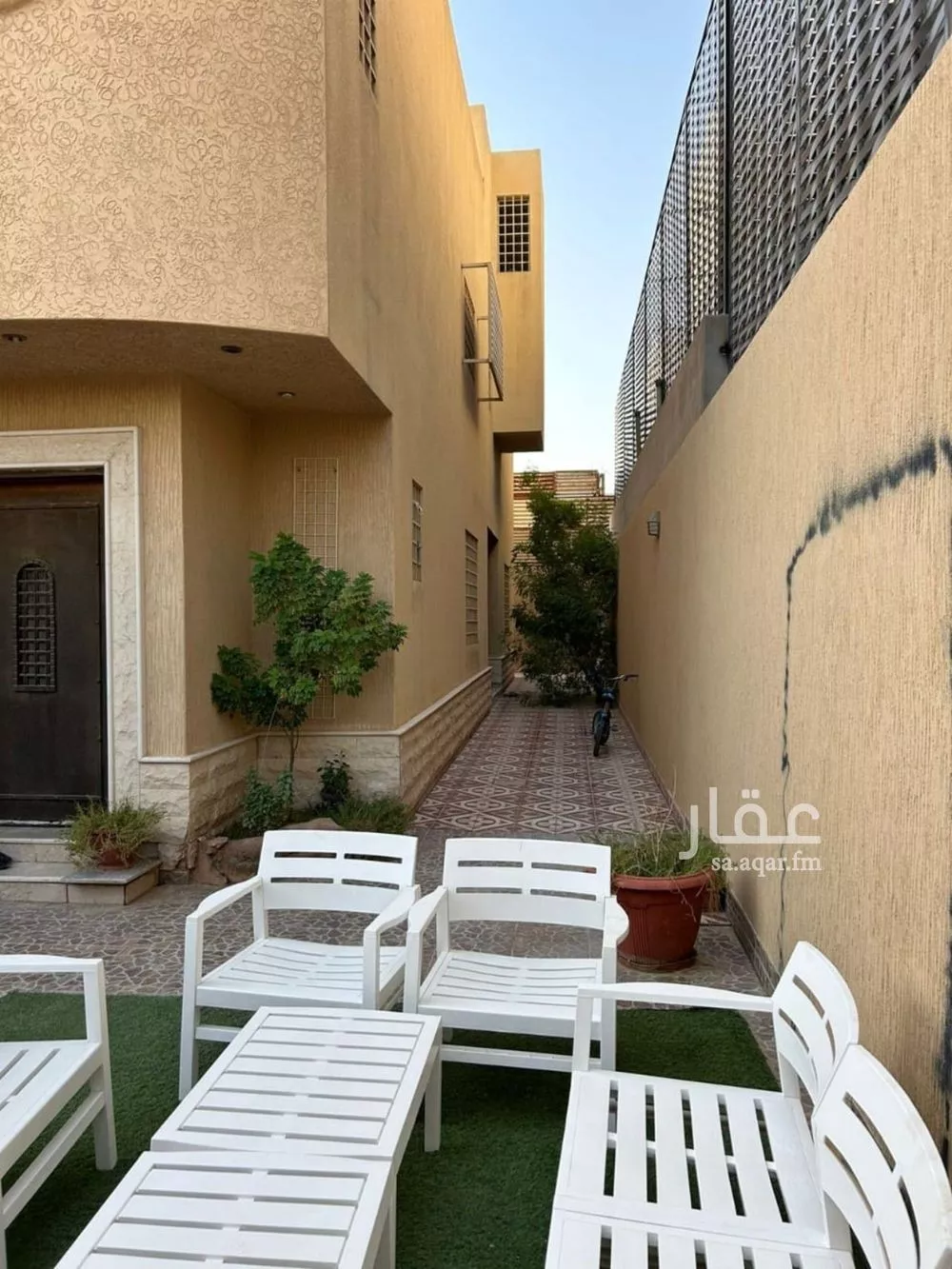 5 bedroom villa in Al Malqa, Riyadh 5