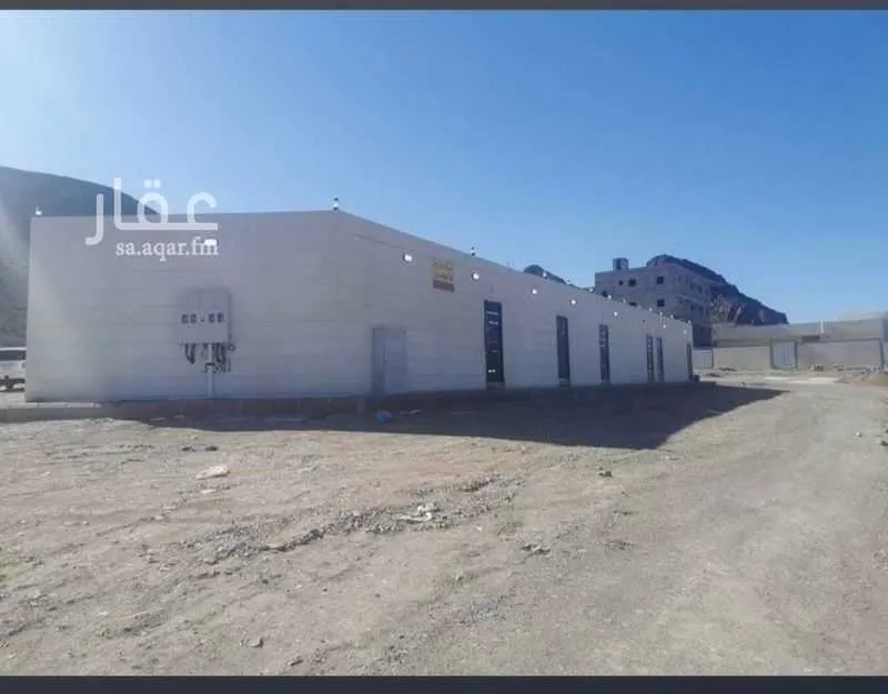 شقة 1 غرف في العزيزية 3