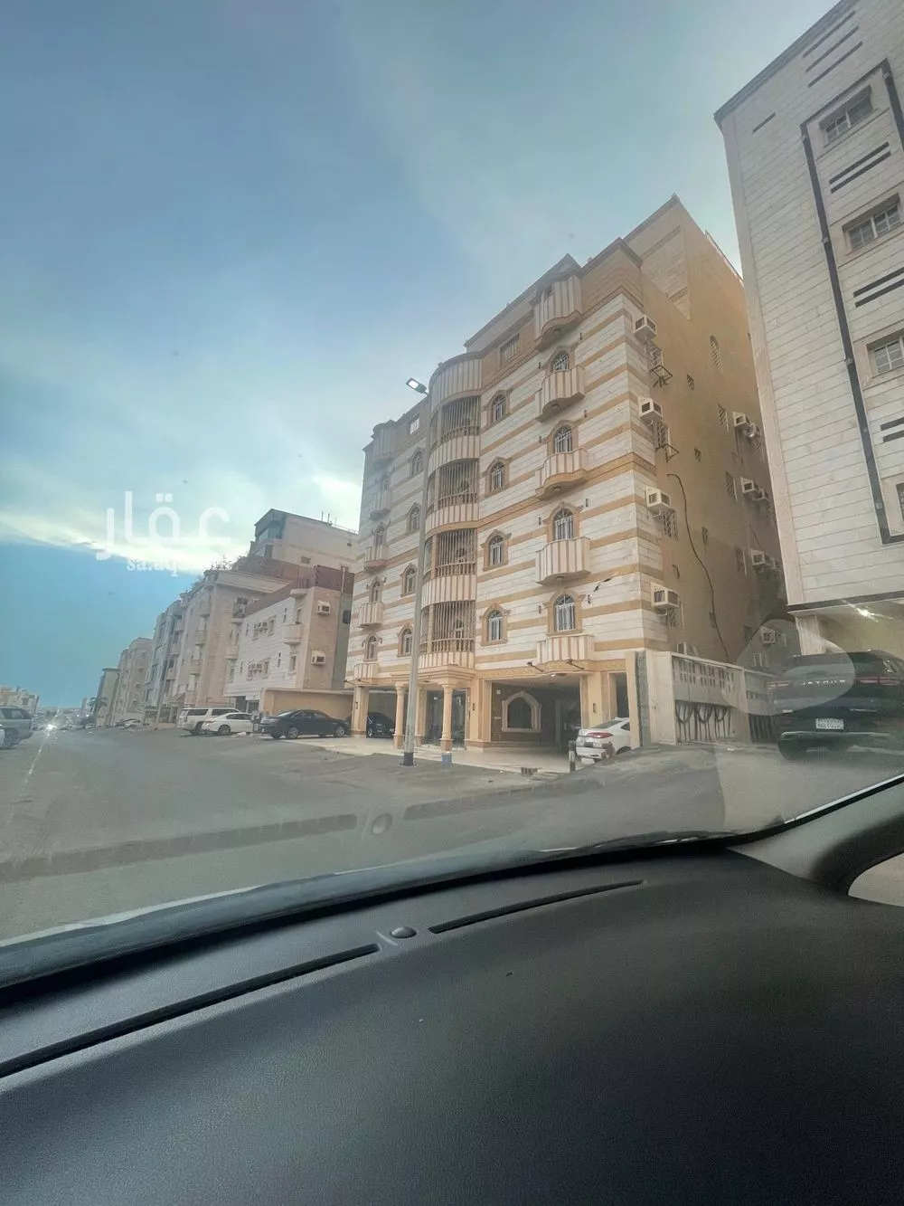 عمارة 720 م² في الواحة 2