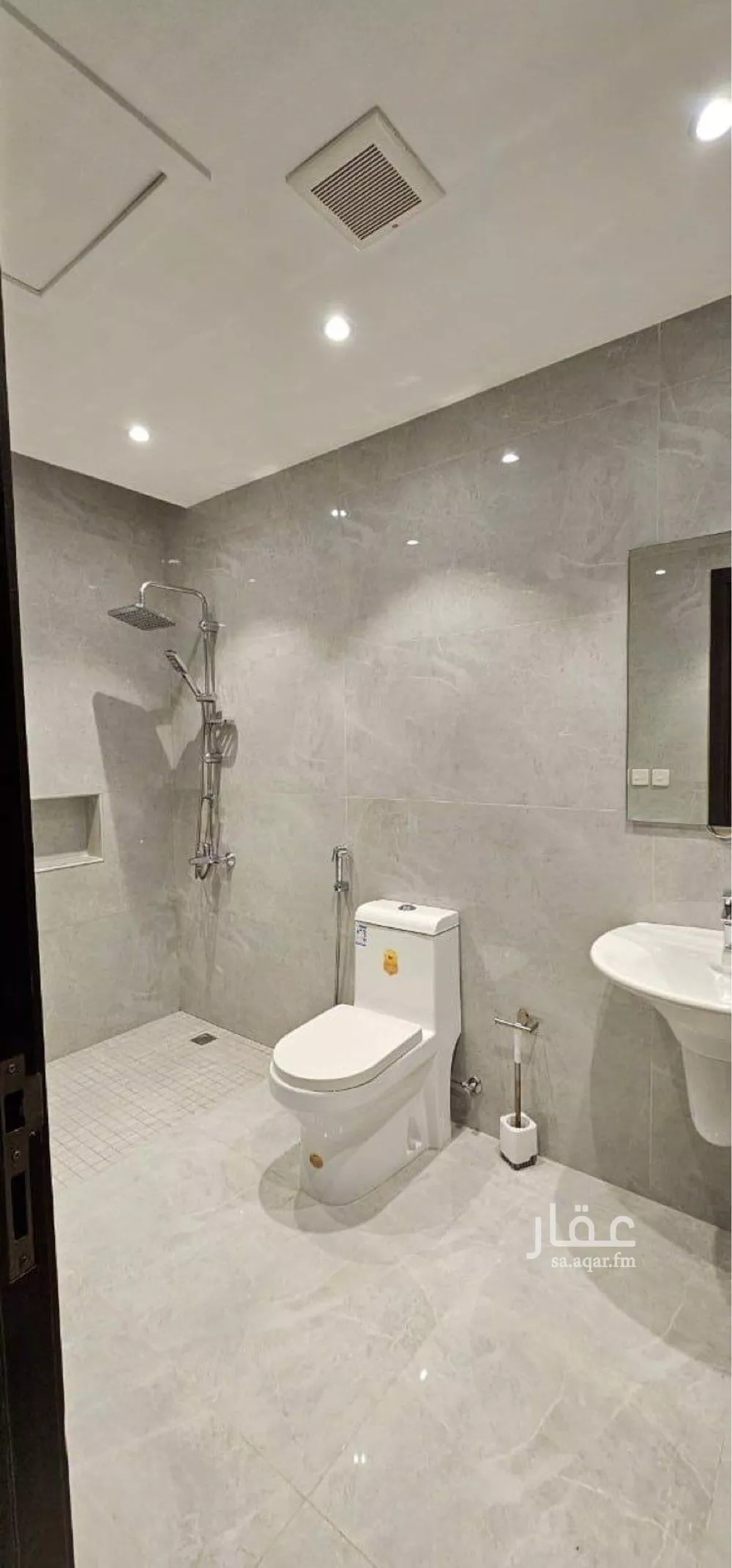 شقة 6 غرف في السلامة 2