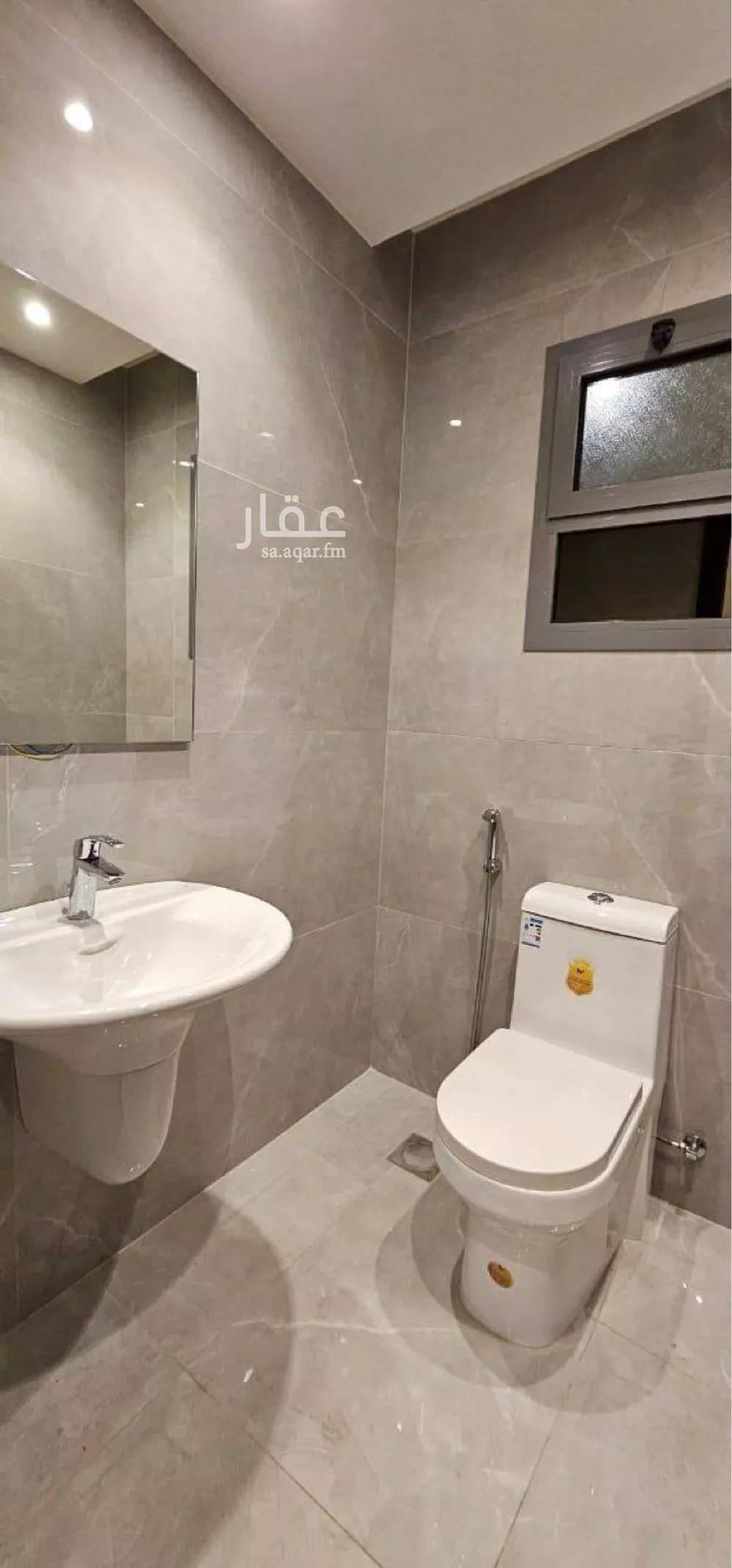 شقة 6 غرف في السلامة 5