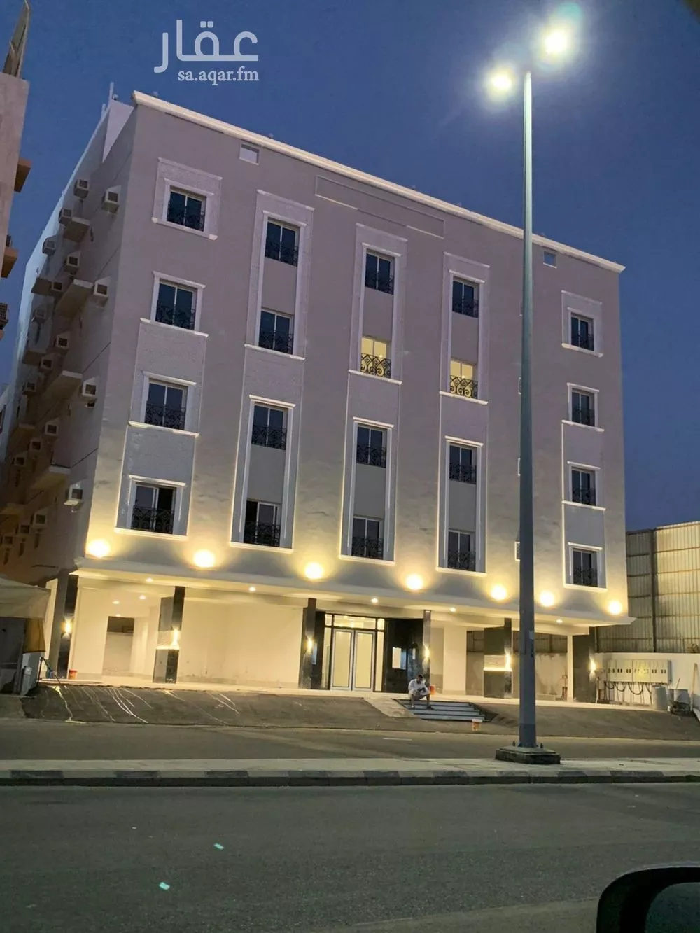 شقة 5 غرف في الرحاب