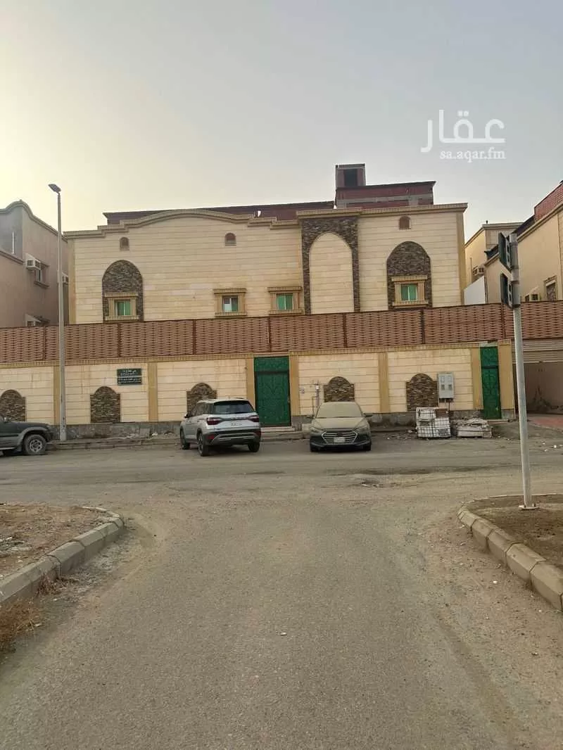 عمارة 750 م² في الفلاح