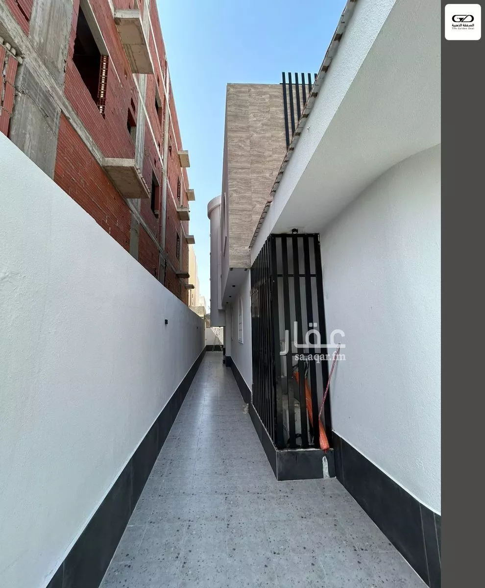 فيلا 12 غرف في البساتين 3