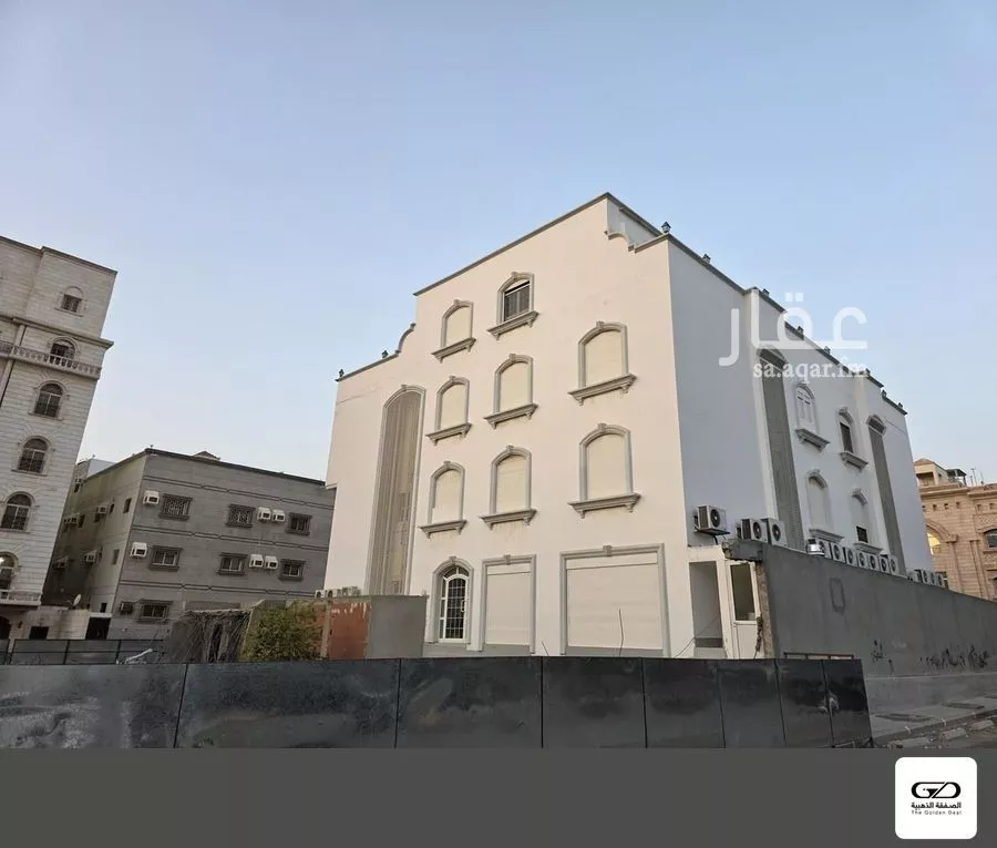 عمارة 670 م² في الصفا 3