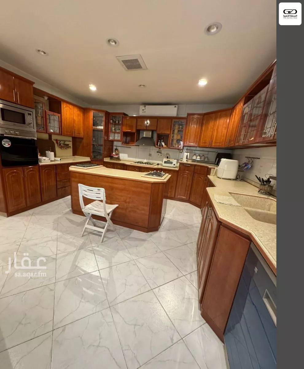 فيلا 10 غرف في المحمدية 4