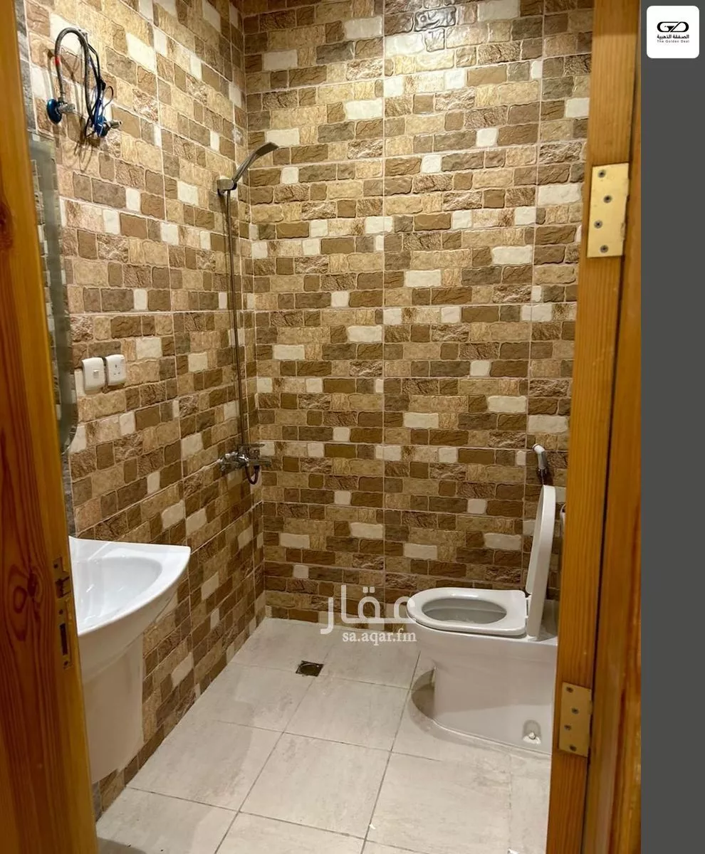 3 bedroom apartment in Al Shati, Jeddah 8